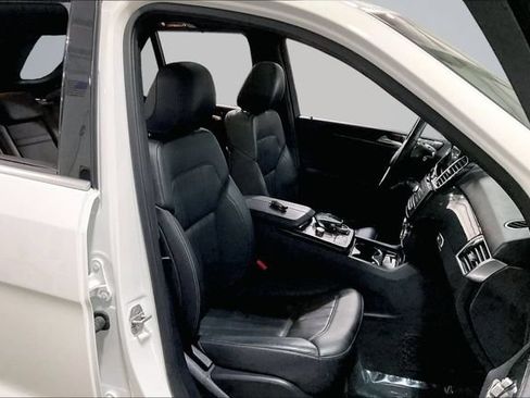 Used 2017 Mercedes-Benz GLE 350 4MATIC image 9