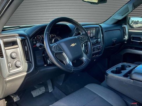 Used 2017 Chevrolet Silverado 1500 LT w/ LT Convenience Package AWD/4WD image 16