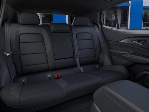 New 2026 Chevrolet Equinox EV LT FWD image 17