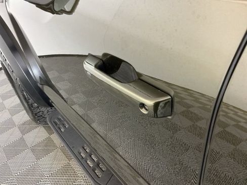 Used 2025 Ford F150 Raptor AWD/4WD image 14