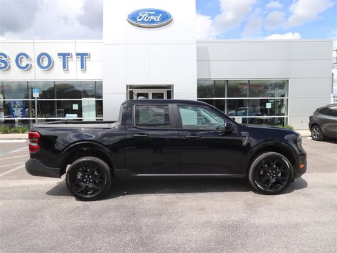 New 2025 Ford Maverick XLT w/ Black Appearance Package image 9