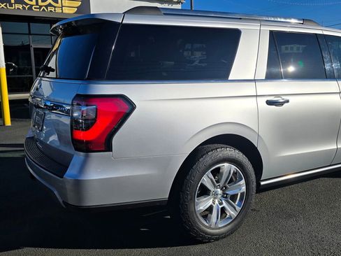 Used 2019 Ford Expedition Max Limited image 6