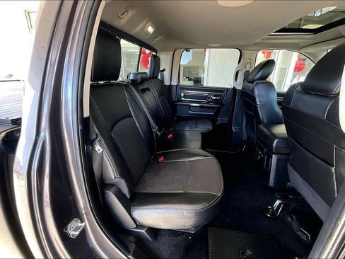 Used 2015 RAM 1500 Laramie w/ Convenience Group image 26