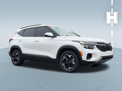 Used 2024 Kia Seltos EX