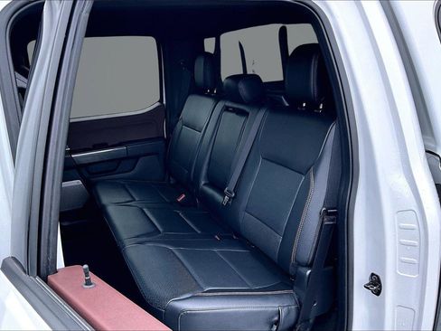 Used 2022 Ford F150 Lariat w/ Max Trailer Tow Package image 26