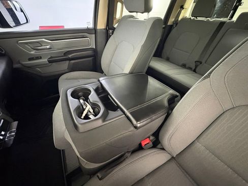 Used 2019 RAM 1500 Big Horn AWD/4WD image 31