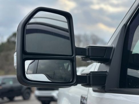 Used 2019 Ford F250 XL w/ Power Equipment Group image 14