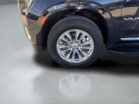 Used 2023 GMC Yukon SLT w/ SLT Premium Package image 27