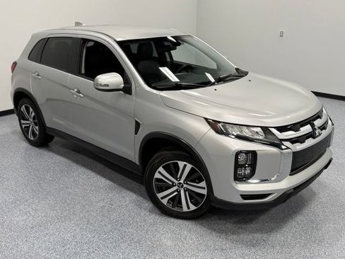 Used 2023 Mitsubishi Outlander Sport SE AWD/4WD image 37