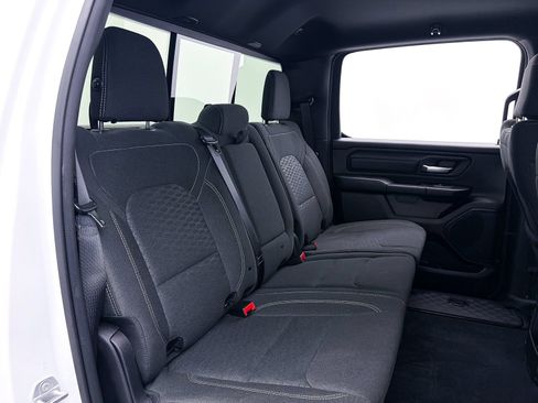 Used 2025 RAM 1500 Warlock AWD/4WD image 34