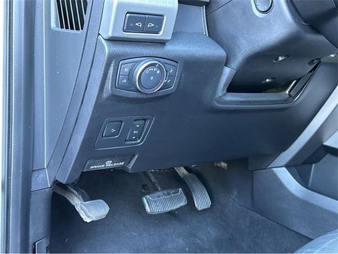 Used 2019 Ford F250 Platinum w/ Platinum Ultimate Package image 35