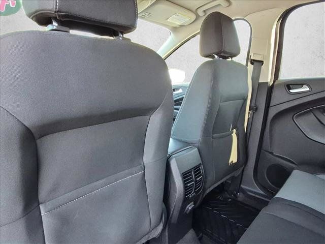 Used 2017 Ford Escape SE FWD image 28