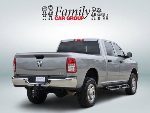 Used 2022 RAM 2500 Tradesman w/ Chrome Appearance Group image 4