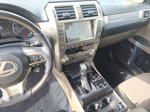 Certified 2020 Lexus GX 460 Luxury w/ Accessory Package image 26