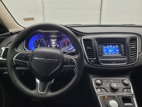 Used 2016 Chrysler 200 LX image 22