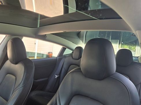 Used 2020 Tesla Model 3 Long Range AWD/4WD image 18