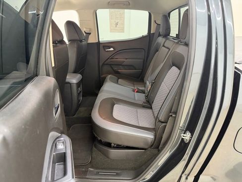 Used 2017 Chevrolet Colorado Z71 image 15