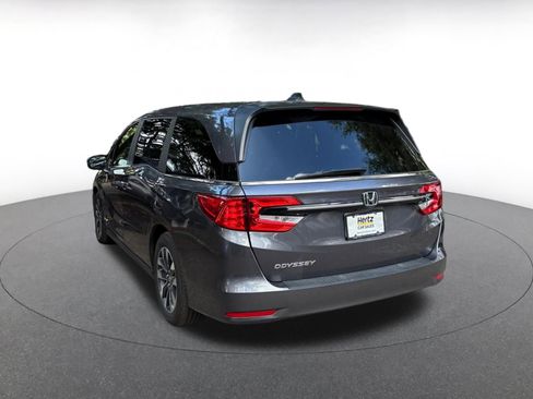 Used 2024 Honda Odyssey EX-L image 5