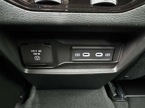 New 2026 Jeep Grand Cherokee Altitude RWD image 9