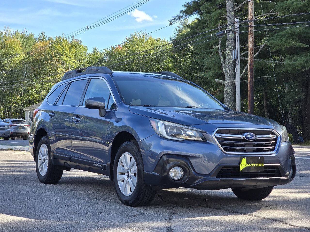 Used 2018 Subaru Outback 2.5i Premium AWD/4WD image 2