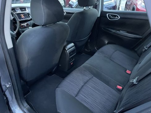Used 2019 Nissan Sentra SV image 18