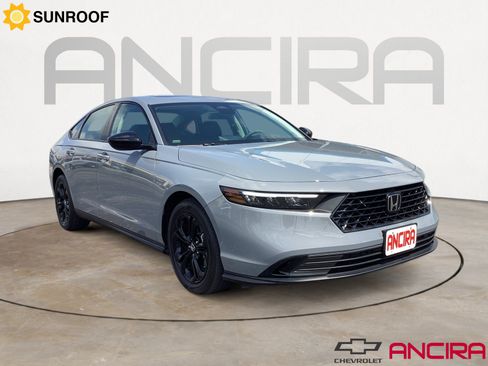Used 2025 Honda Accord SE image 1