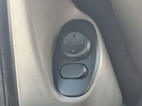 Used 2003 Porsche 911 Targa image 24