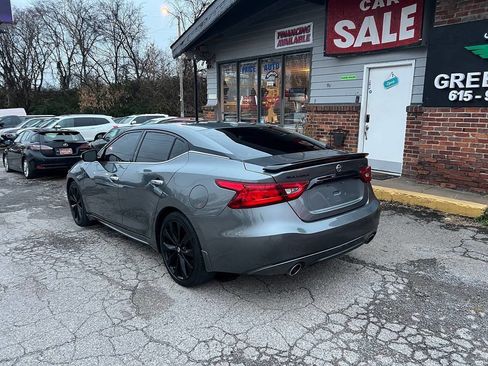 Used 2018 Nissan Maxima SR w/ Midnight Edition image 3
