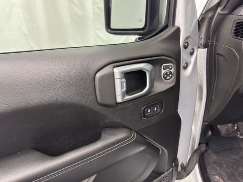 Used 2023 Jeep Wrangler Sahara w/ Cold Weather Group image 16