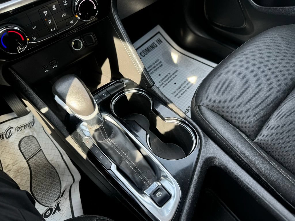 Certified 2024 Buick Encore GX Sport Touring w/ Comfort Package FWD image 18