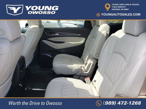 Used 2024 Buick Enclave Avenir w/ Avenir Technology Package AWD/4WD image 34