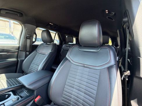 Used 2026 Ford Explorer ST-Line RWD image 25
