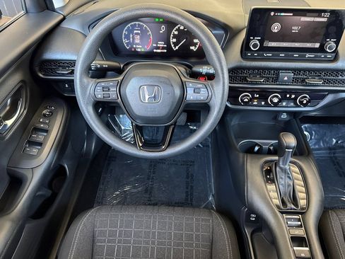 Used 2024 Honda HR-V LX image 15