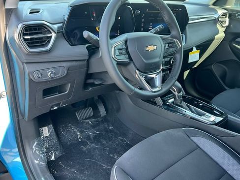 New 2026 Chevrolet TrailBlazer LT w/ Convenience Package AWD/4WD image 16