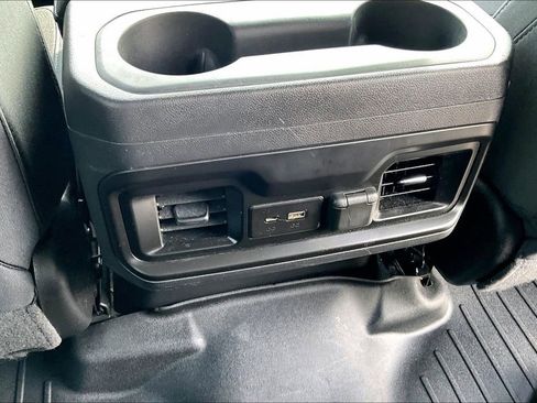 Used 2019 Chevrolet Silverado 1500 LT Trail Boss AWD/4WD image 33