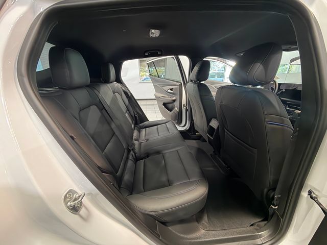 Used 2024 Buick Envista Sport Touring w/ Convenience I Package FWD image 14