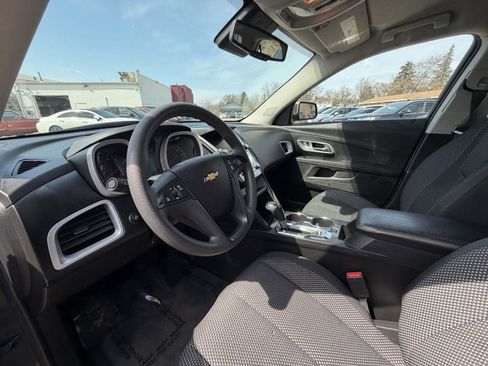 Used 2017 Chevrolet Equinox LS image 10