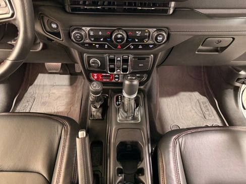 Used 2024 Jeep Wrangler Unlimited Rubicon 392 image 22