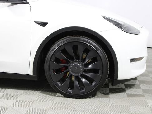 Used 2022 Tesla Model Y Performance AWD/4WD image 37