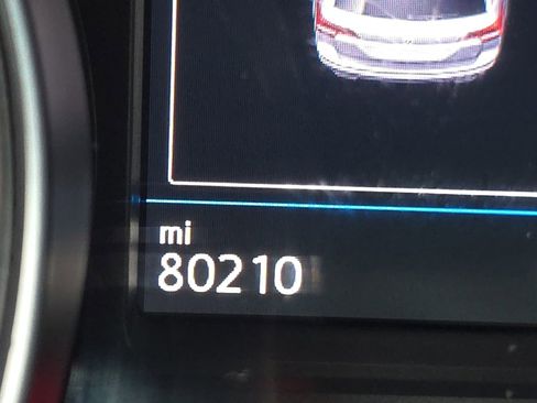 Used 2021 Volkswagen Atlas Cross Sport SE image 24