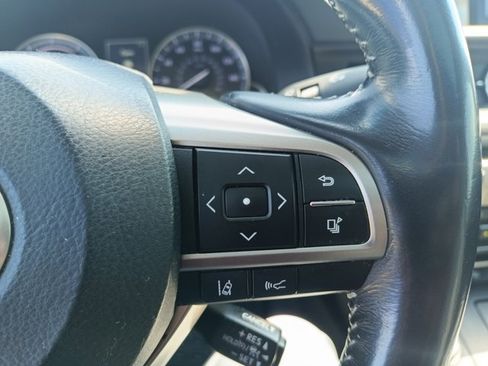 Used 2016 Lexus ES 300h image 10