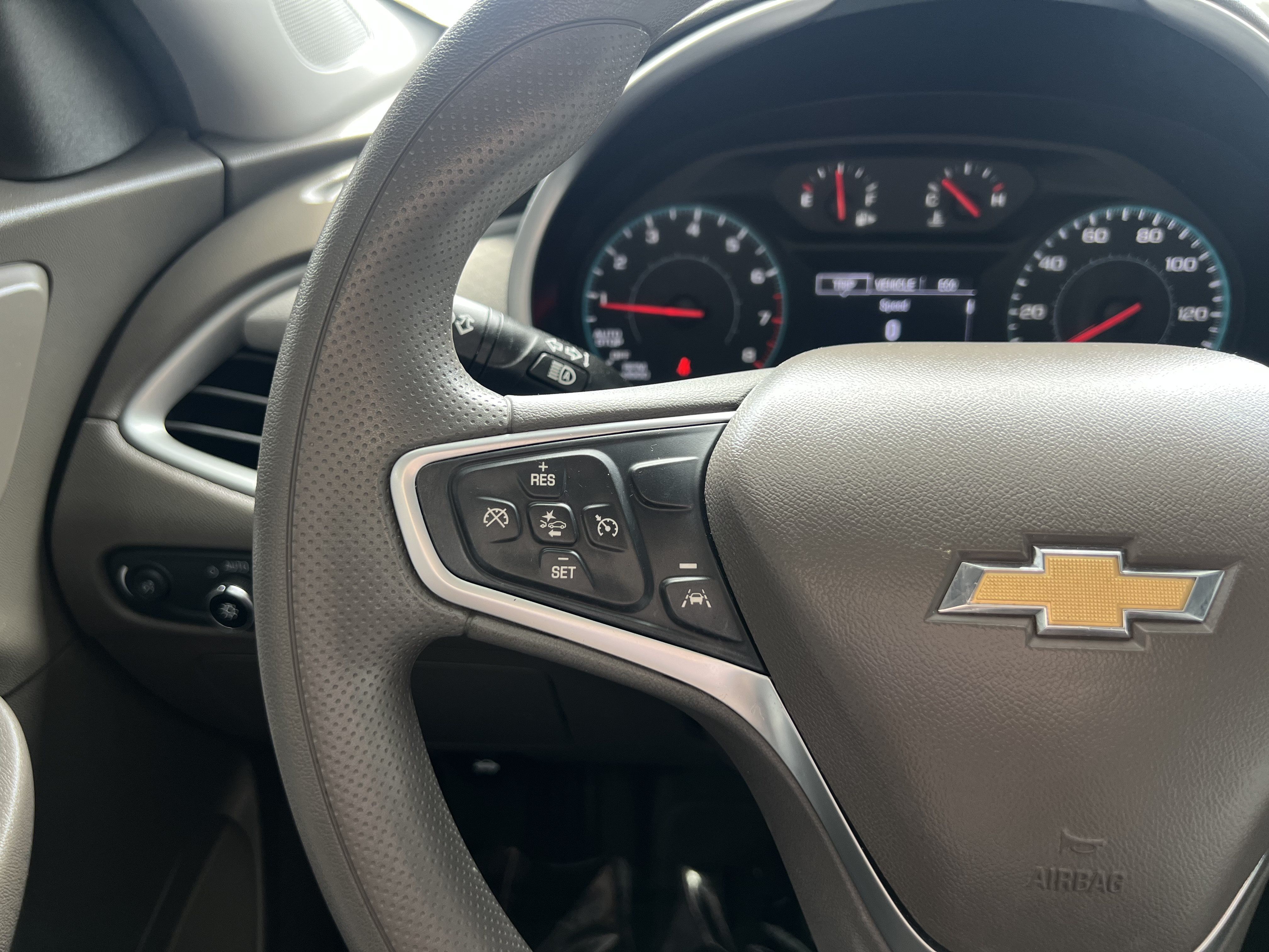 Used 2022 Chevrolet Malibu LS w/ Driver Confidence Package II FWD image 14