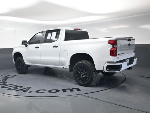 Used 2025 Chevrolet Silverado 1500 Custom w/ Turbomax Blackout Package AWD/4WD image 7