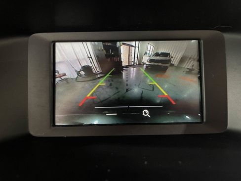 Used 2018 Ford Focus SE FWD image 27