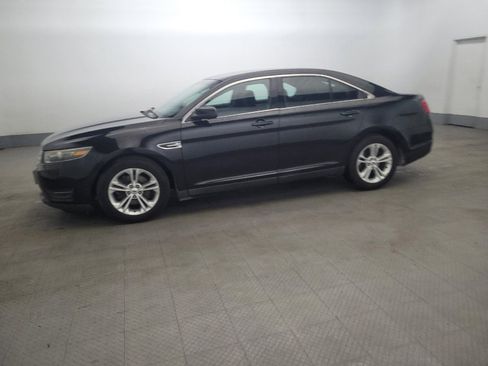 Used 2014 Ford Taurus SEL w/ Equipment Group 201A FWD image 2