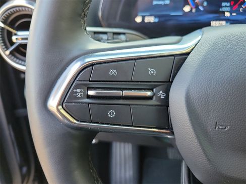 Used 2025 Chevrolet Equinox LT image 18