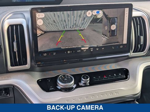 New 2026 Ford Expedition Active RWD image 35