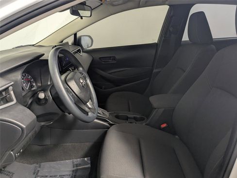 Used 2023 Toyota Corolla LE image 10