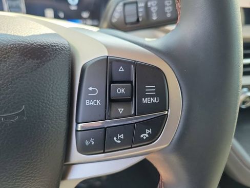 Used 2026 Ford Explorer Active RWD image 6