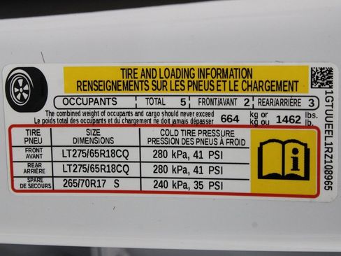 Used 2024 GMC Sierra 1500 AT4 w/ Technology Package image 81